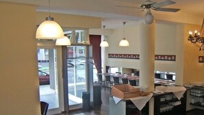 Dining - Amary City Residence (BERLIN)
