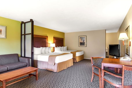 Blackout curtains, iron/ironing board, free WiFi, bed sheets. Quality Inn & Suites at Coos Bay
