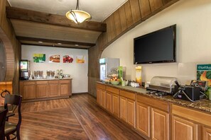 Buffet déjeuner gratuit