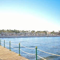 Private beach, sun-loungers, beach umbrellas, beach towels
