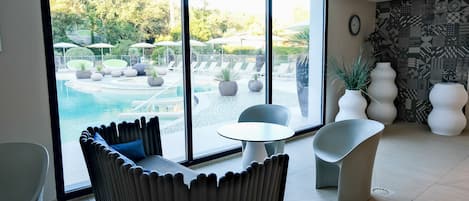 Bar en el lobby