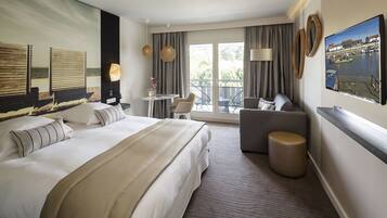 Cofres nos quartos, individualmente decorados