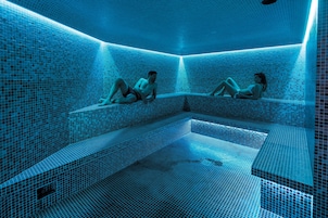 Sauna, hot tub, steam room, body treatments, hydrotherapy