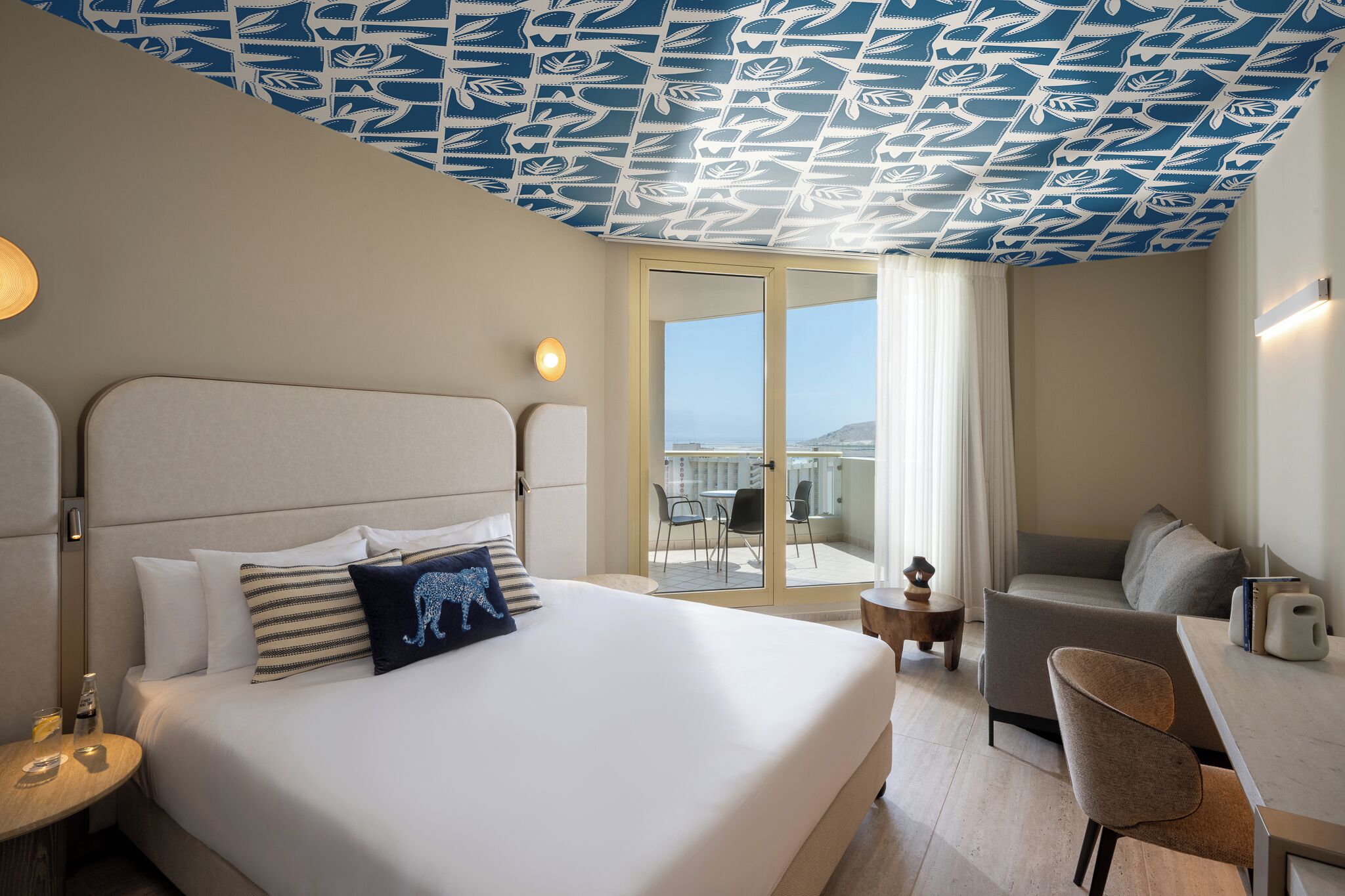 Deluxe Junior | Biancheria da letto ipoallergenica, una cassaforte in camera