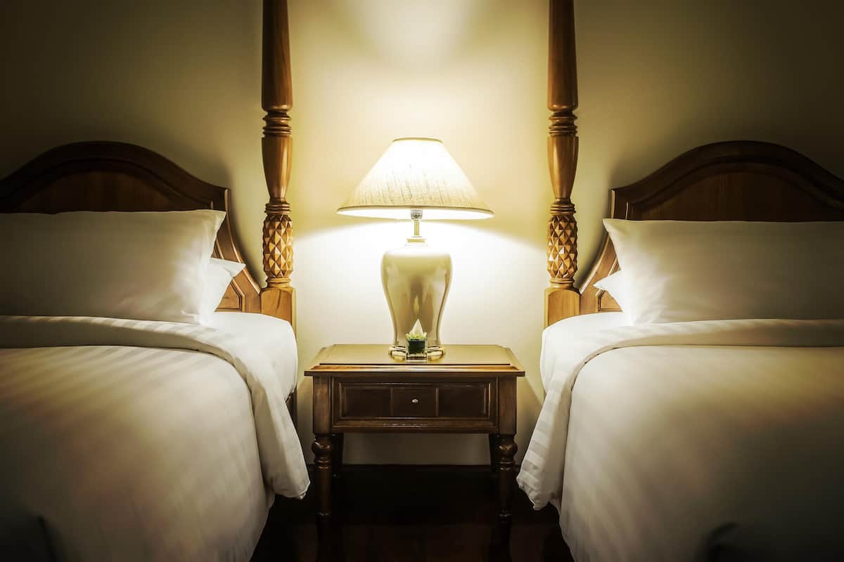 1 habitación, ropa de cama hipoalergénica, edredón y minibar