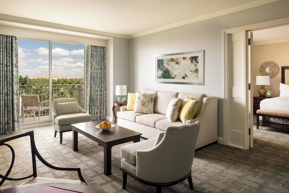 Suite ejecutiva, 1 habitación, para no fumadores | 1 habitación, ropa de cama de alta calidad, edredón y minibar
