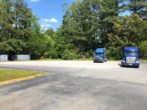 Free self parking - American Inn Chesapeake – Portsmouth (Chesapeake)