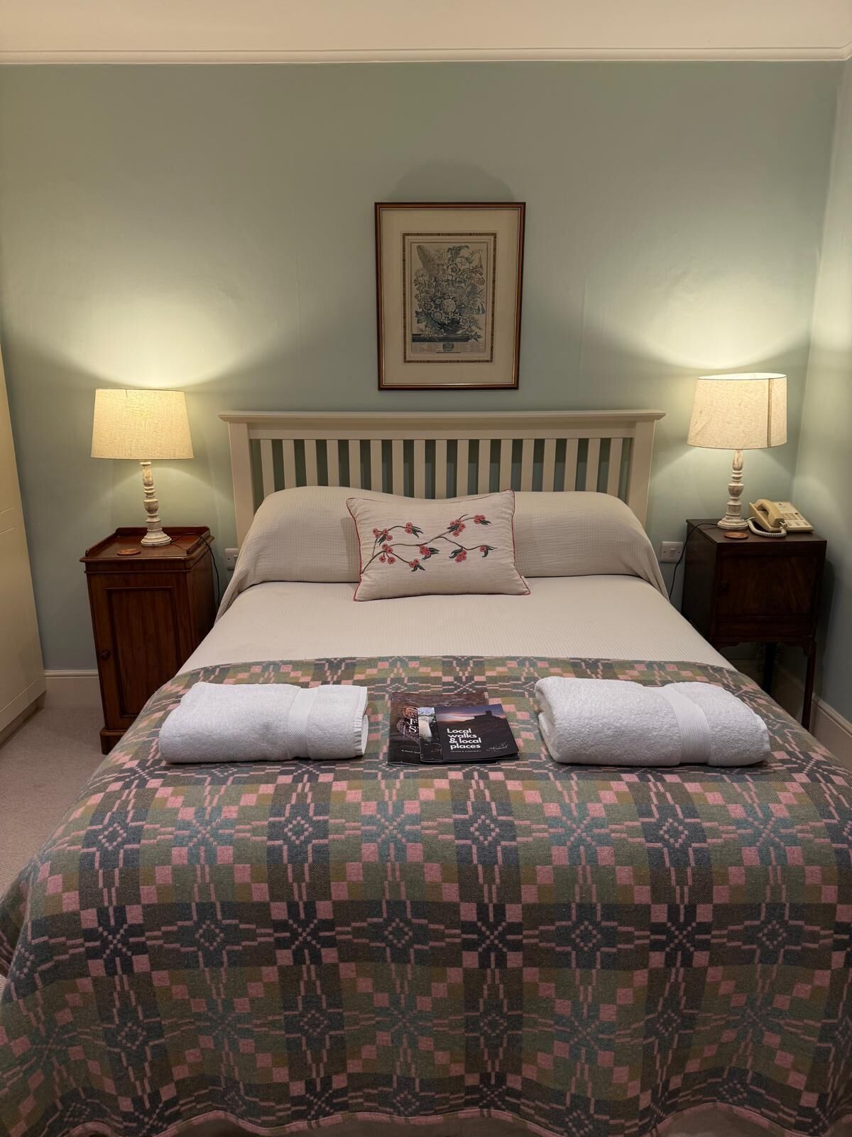 Family Room | Desk, iron/ironing board, free WiFi, bed sheets