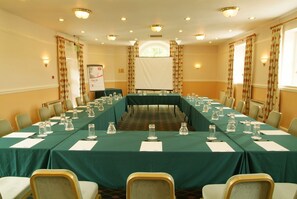 Meeting facility - The Arundell  (Lifton)