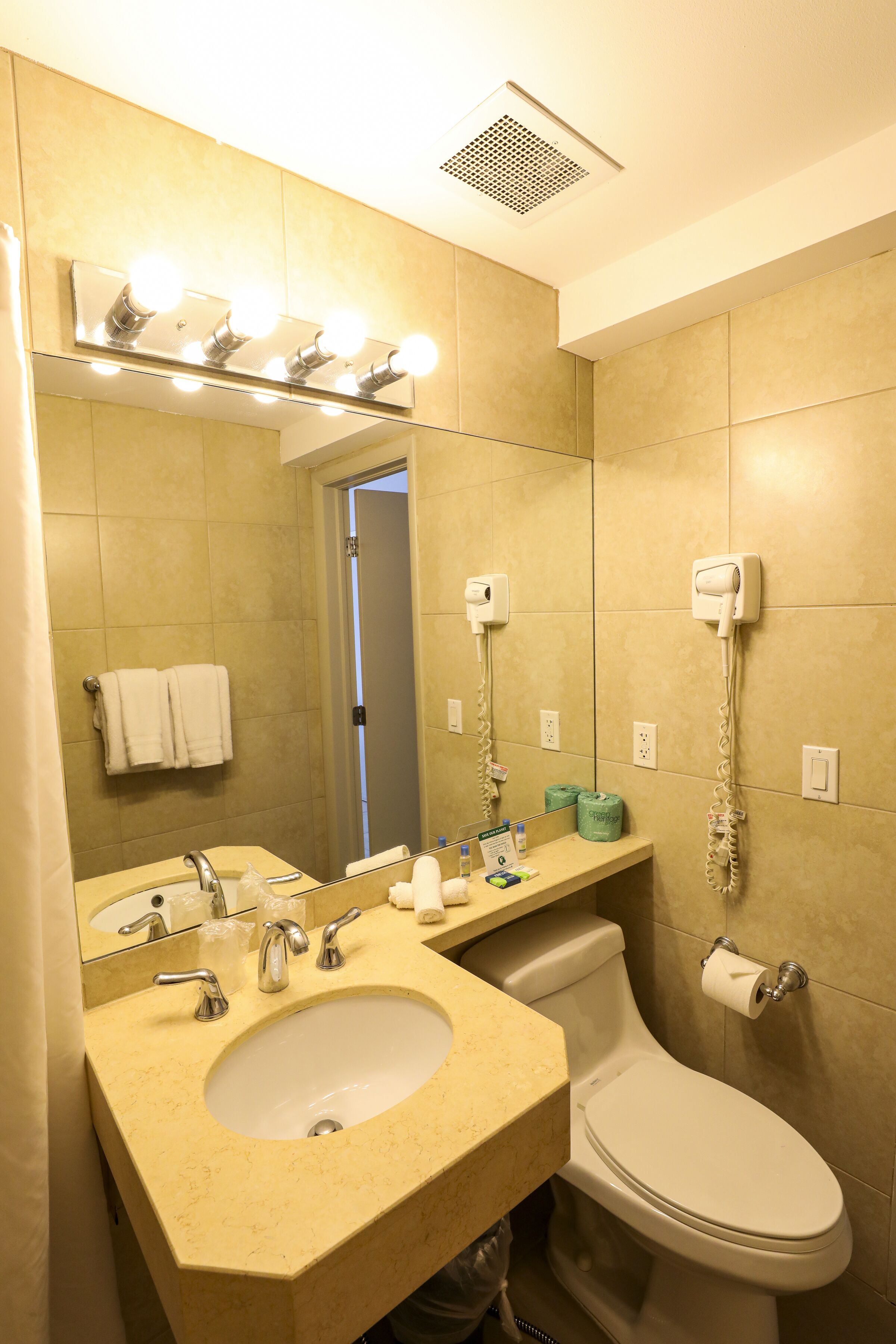 Foto - Collins Hotel