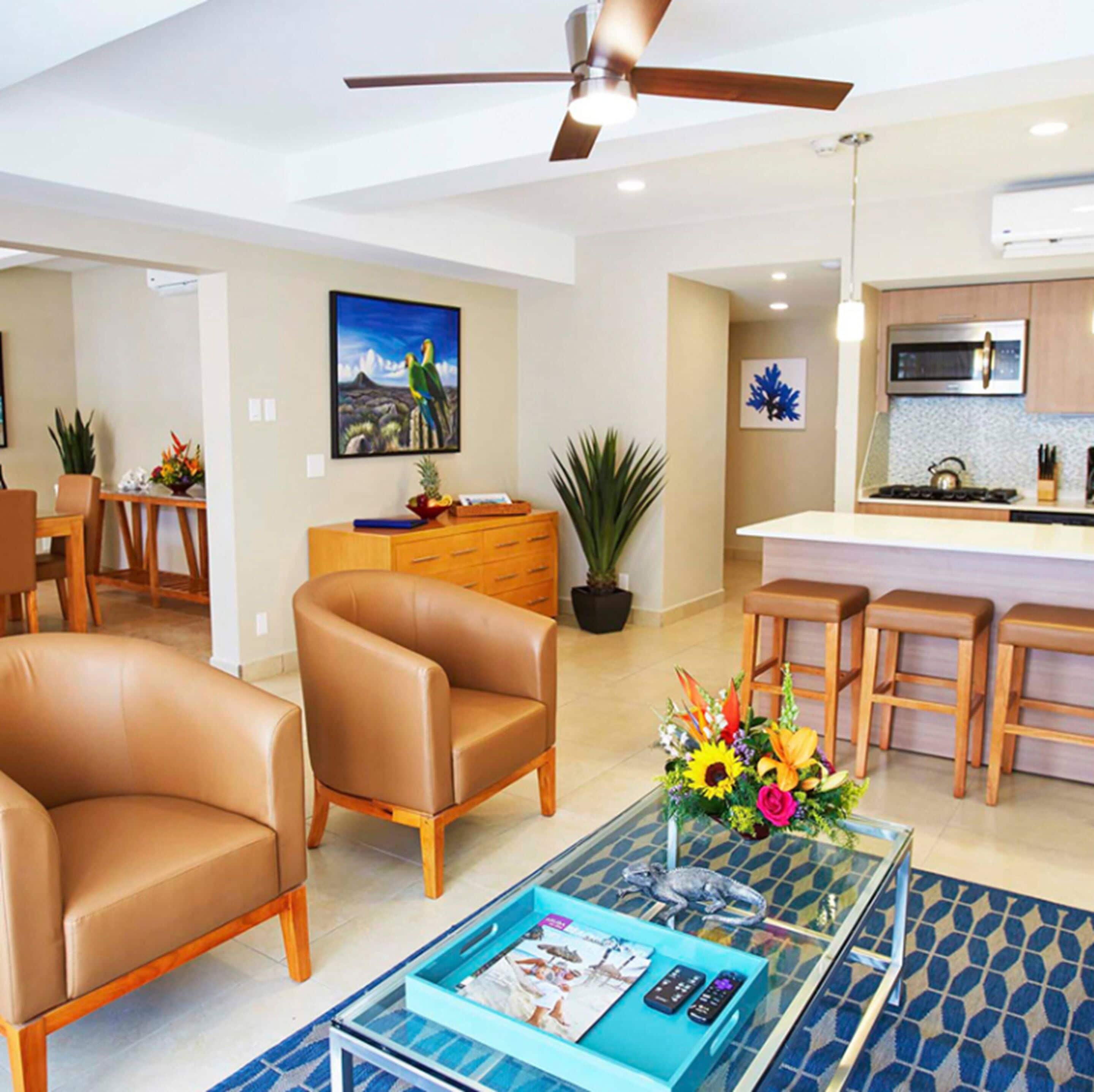 suite, 1 bedroom | private kitchen | fridge, microwave, coffee/tea maker