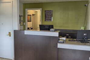 Reception - Studio 6 Extended Stay - Pascagoula, MS (Pascagoula)