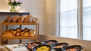 Daily buffet breakfast (EUR 35 per person)