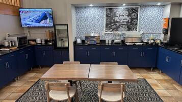 Free daily full breakfast