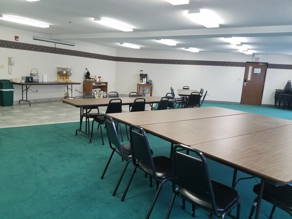 Meeting facility