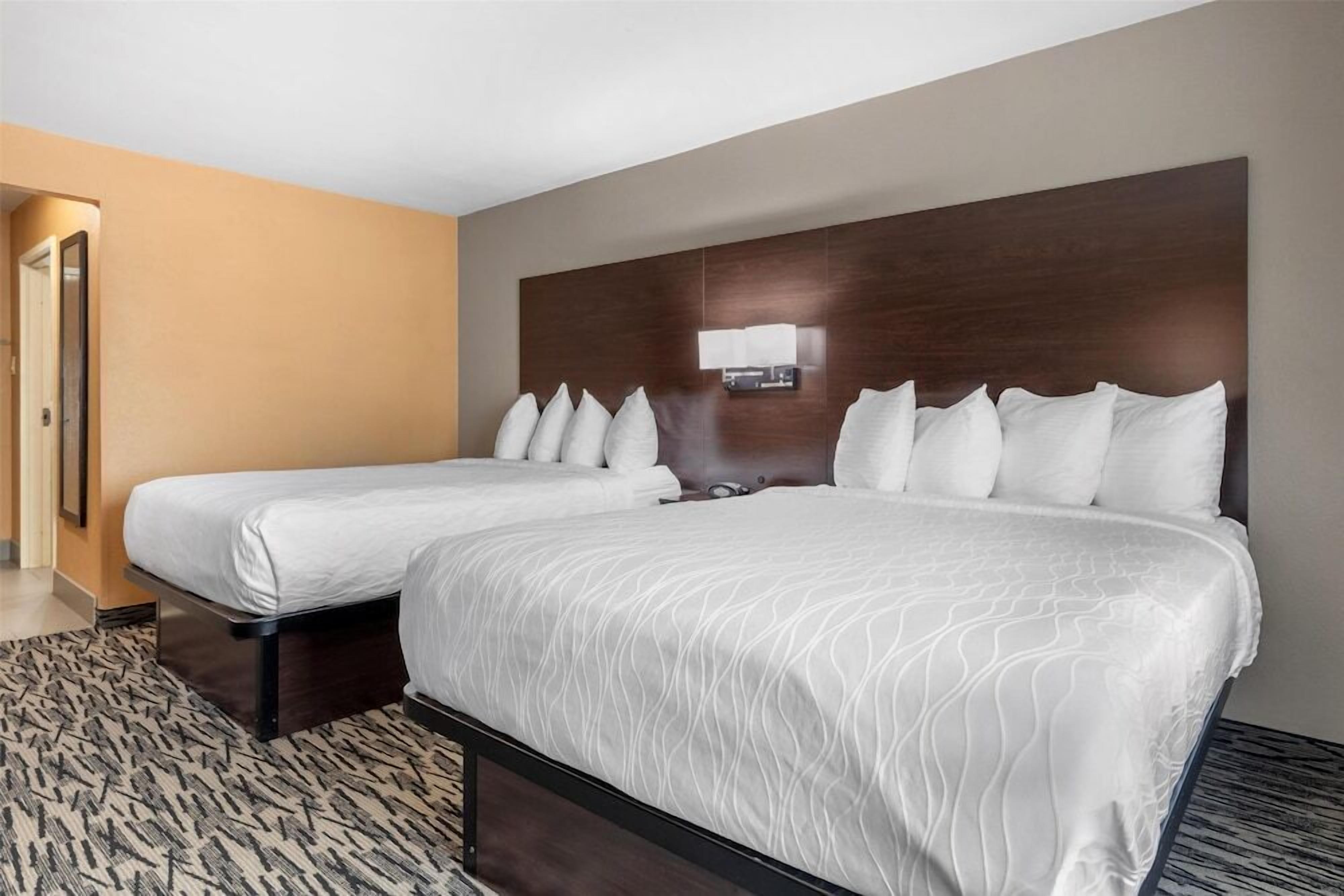 Pillowtop beds, in-room safe, desk, laptop workspace