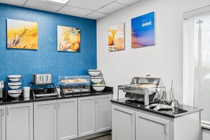 Déjeuner continental gratuit