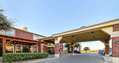 Quality Inn & Suites Lubbock South