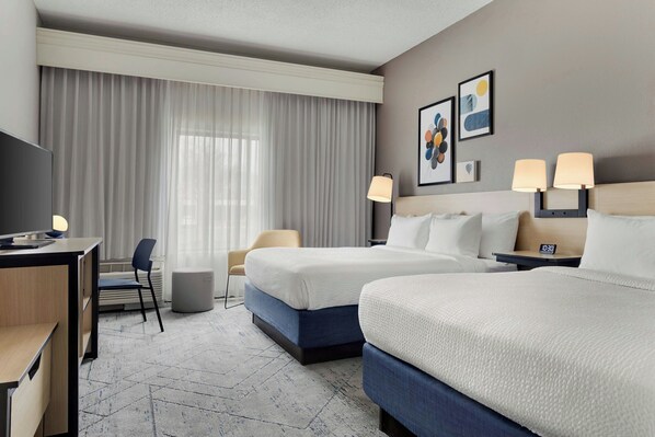Premium bedding, desk, laptop workspace, iron/ironing board - City Express by Marriott Houston Intercontinental Airport (Houston)