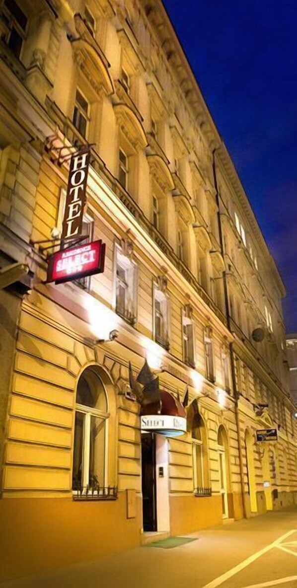 Front of property – evening/night