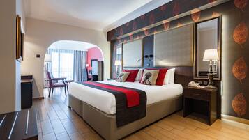 Junior suite | Een kluis op de kamer, gratis wifi, beddengoed, rolstoeltoegang