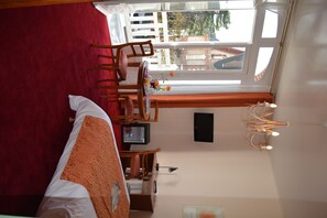 Superior Double Room | 1 bedroom, minibar, in-room safe, individually decorated