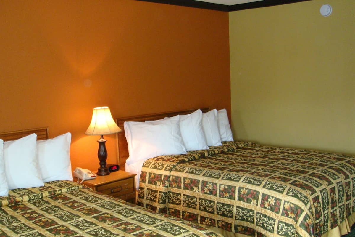 In-room safe, individually decorated, individually furnished, desk