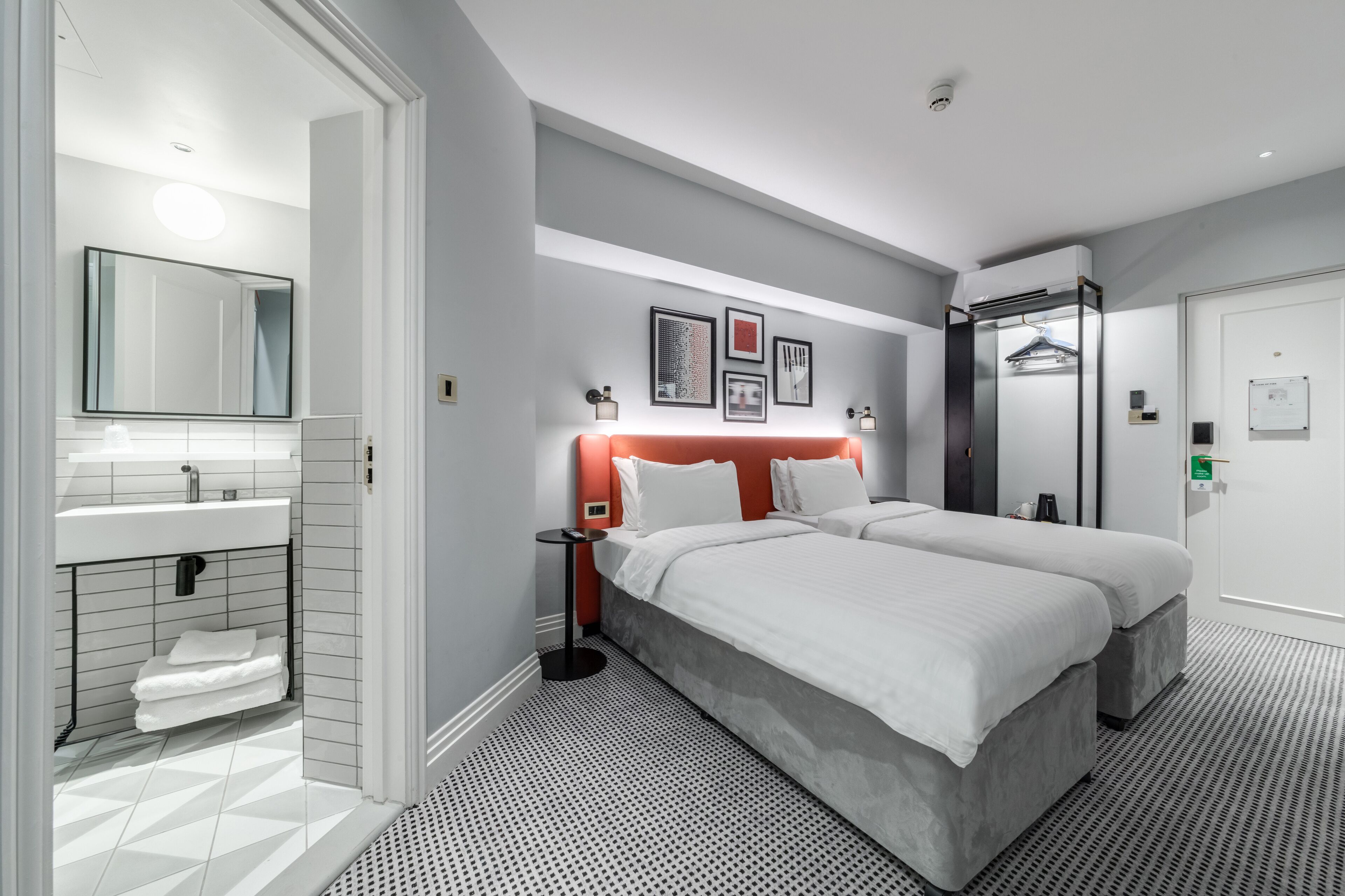 Photo - Mornington Hotel London Kensington, BW Premier Collection