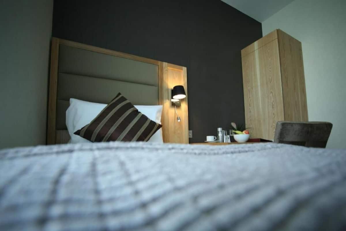 In-room safe, desk, laptop workspace, iron/ironing board