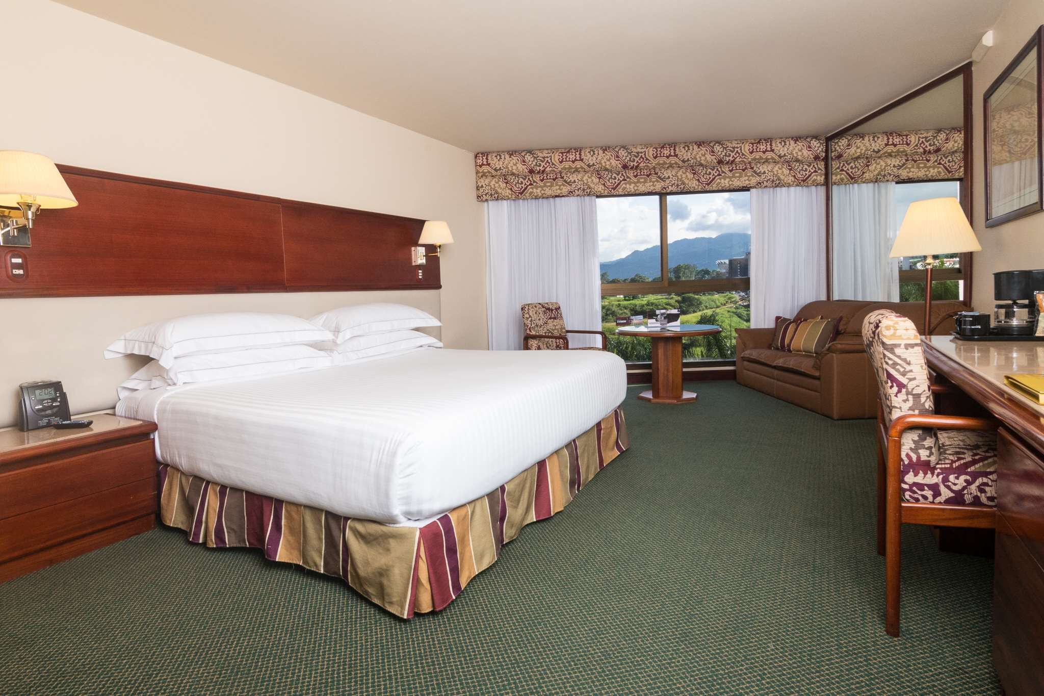 Premium bedding, minibar, in-room safe, desk