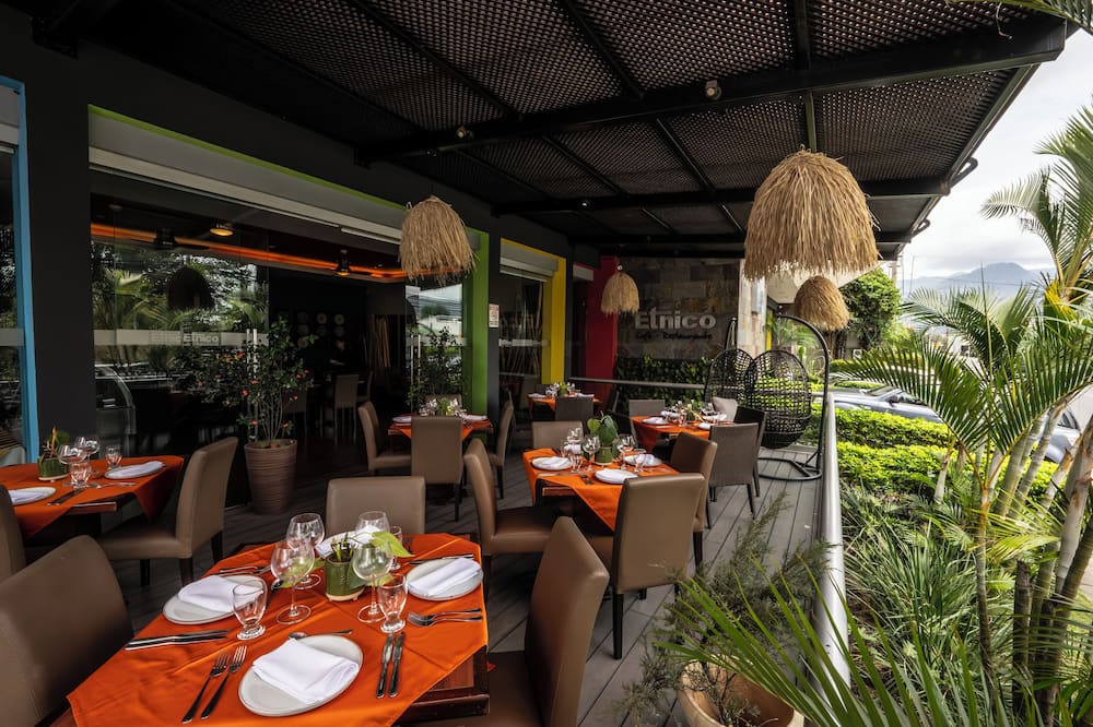 Rincón del Valle Hotel & Suites