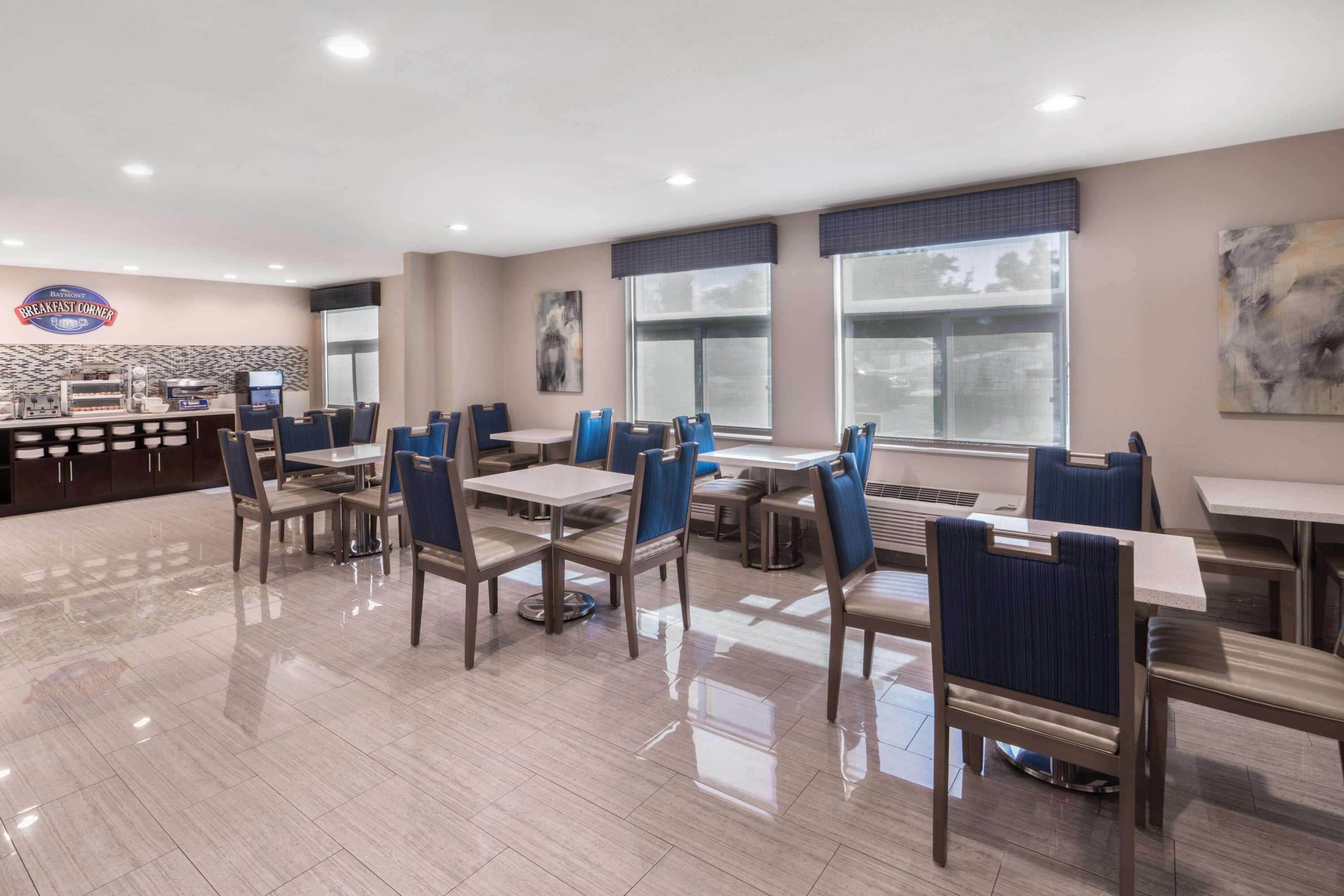 Petit déjeuner continental compris