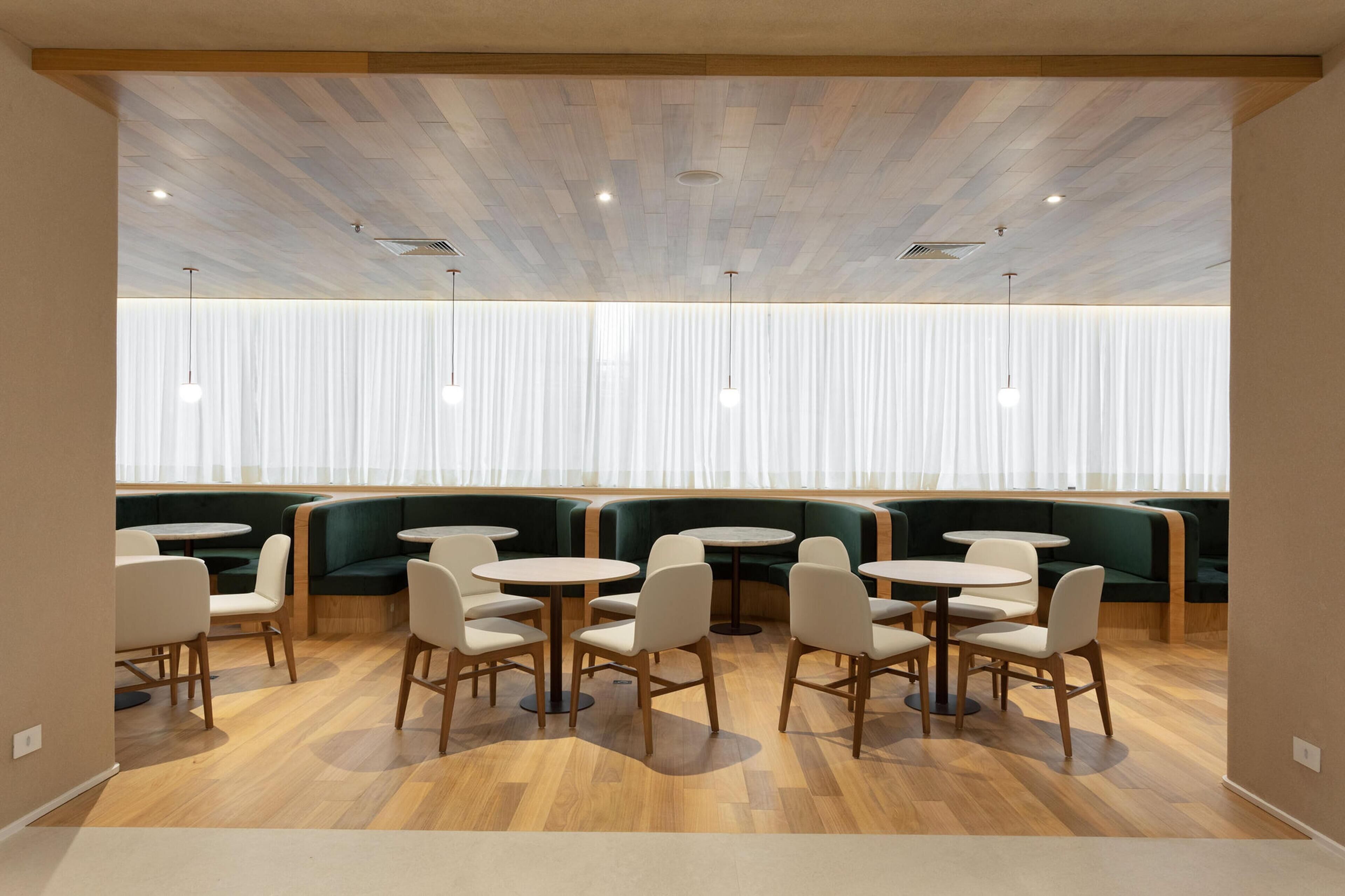 Photo - QOYA Hotel Curitiba, Curio Collection by Hilton