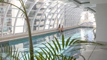 Indoor pool, pool loungers