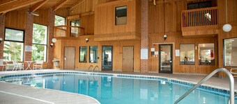 Lomira Inn and Suites