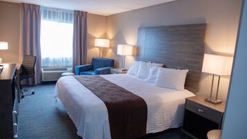 Habitación estándar, 1 cama de matrimonio grande | Escritorio y espacio para trabajar con un portátil