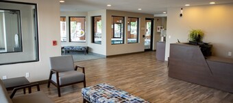 Lomira Inn and Suites