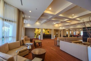 Lobby - Country Inn & Suites by Radisson, Convention Center (Altoona)