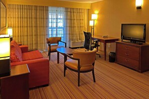 Suite, 1 King Bed, Non Smoking
