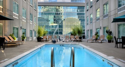 Courtyard by Marriott Charlotte City Center