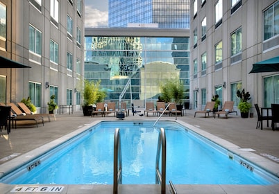 Courtyard by Marriott Charlotte City Center