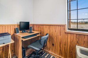 Business center - Knights Inn New Florence (New Florence)
