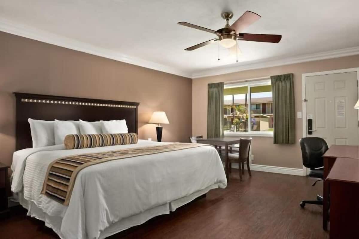 Premium bedding, pillow-top beds, in-room safe, blackout curtains