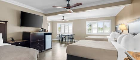 Ropa de cama de alta calidad y camas con pillow-top