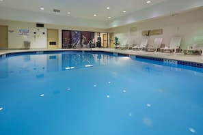 Piscine intérieure