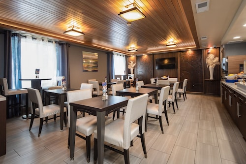 Holiday Inn Express Redwood City-Central by IHG
