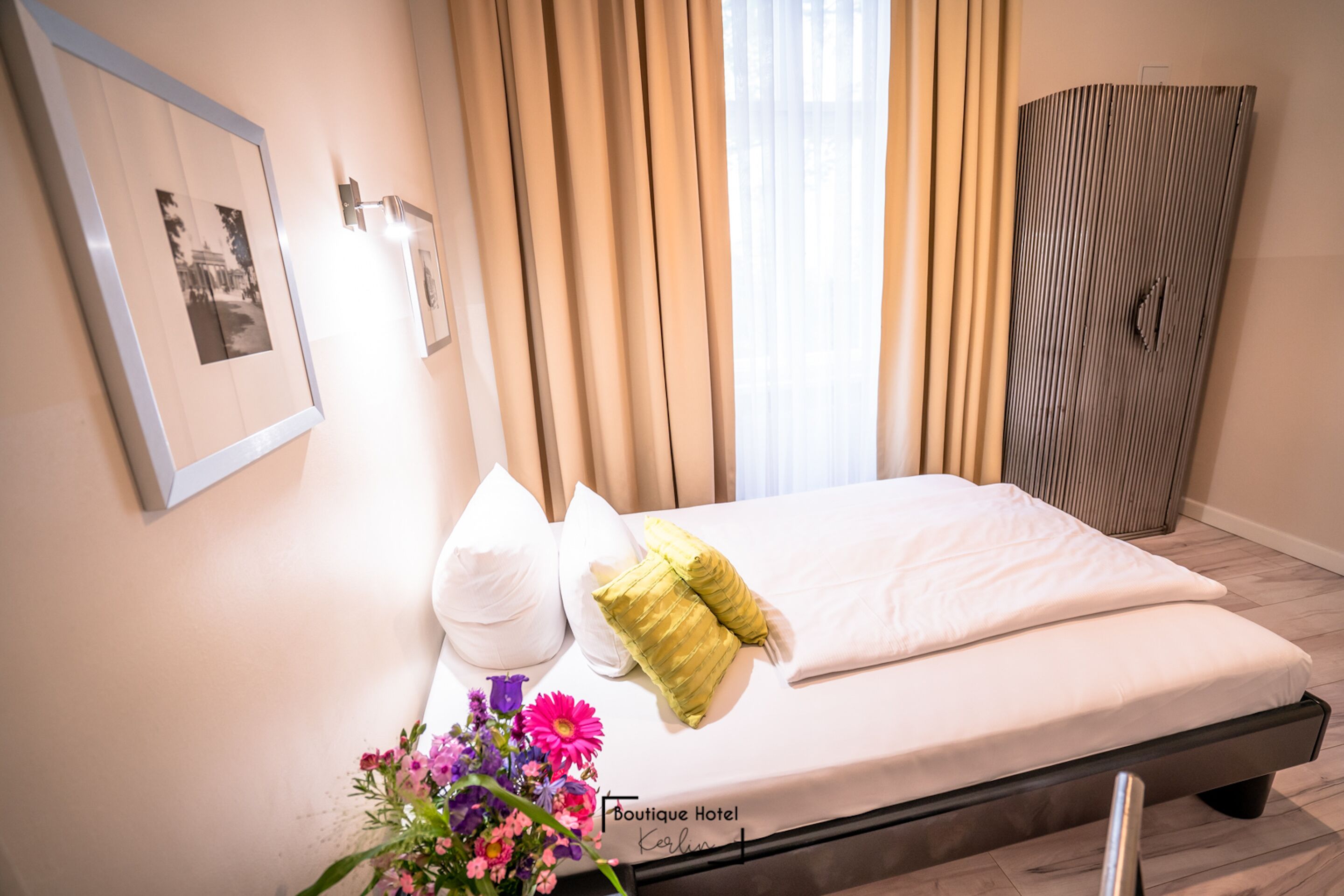 standard single room, 1 large single bed, ground floor | premium bedding, in-room safe, individually decorated