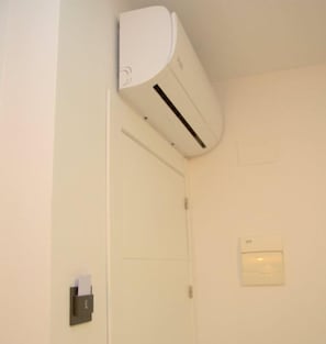 Standard Double or Twin Room, 1 Bedroom, Non Smoking | Air conditioning