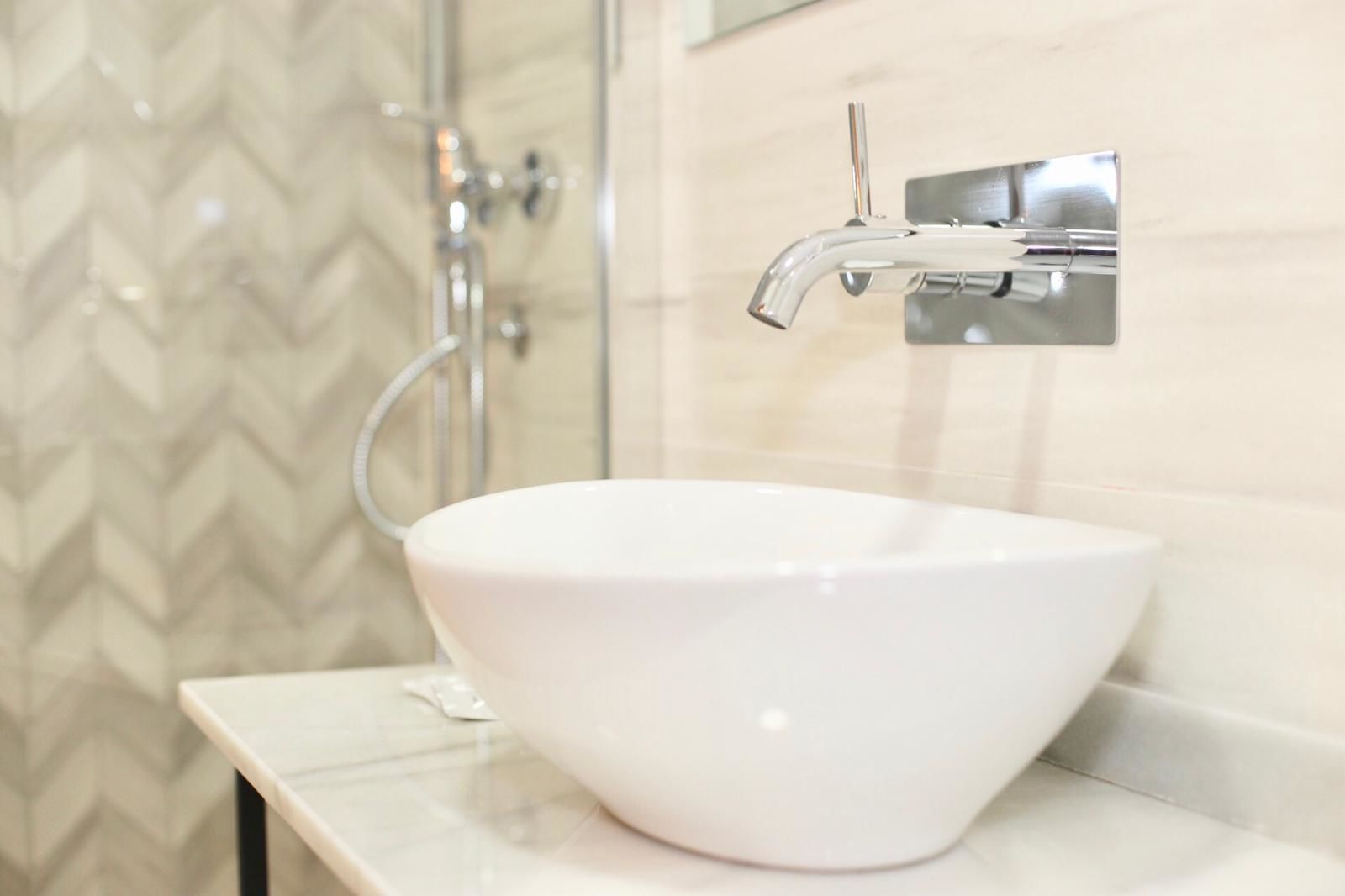 standard double or twin room, 1 bedroom, non smoking | bathroom sink