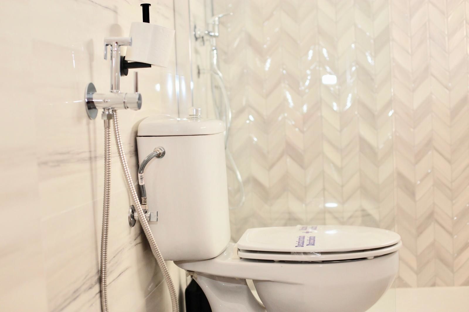 standard double or twin room, 1 bedroom, non smoking | bathroom | shower, free toiletries, bidet, towels